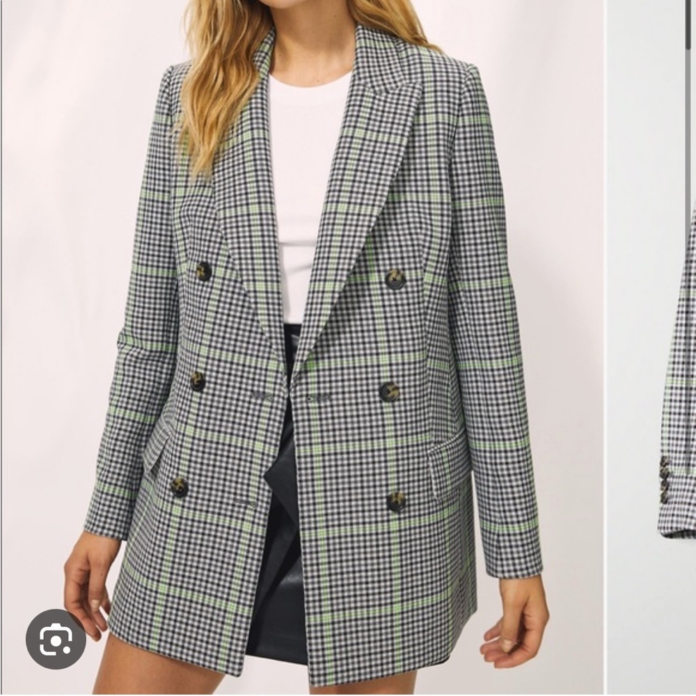 Aritzia plaid Blazer size 2